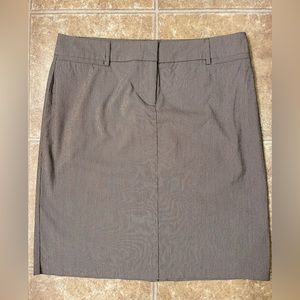 New York & Company Striped Grey Stretch Pencil Skirt Size 12.